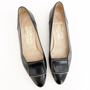 FERRAGAMO Flats